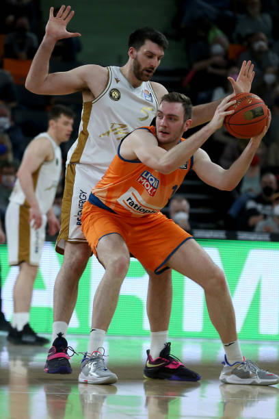 同时通过精 同时通过精