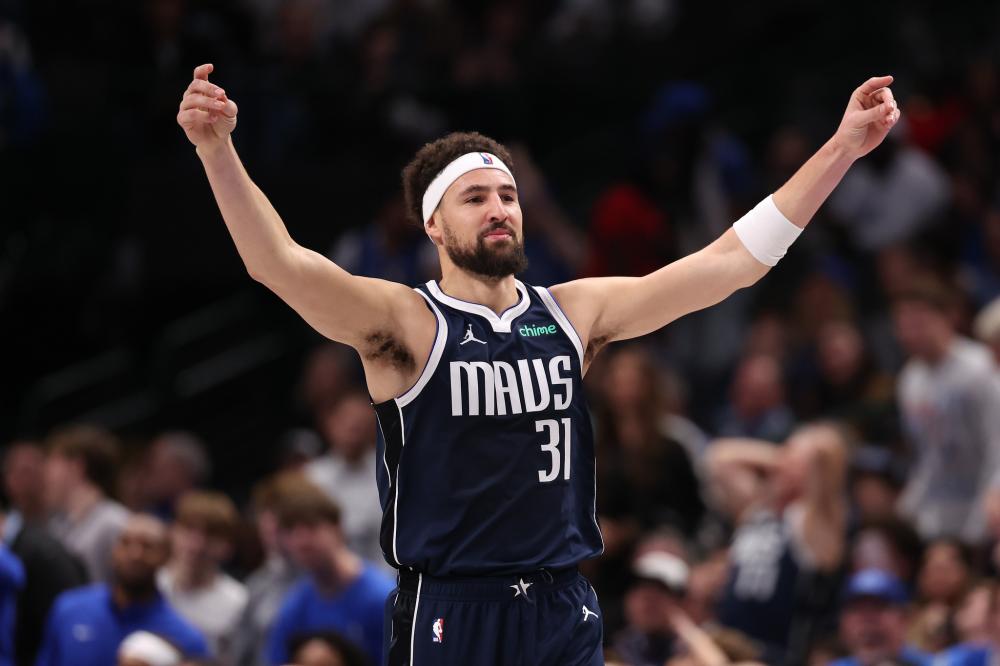 球迷纷纷担 球迷纷纷担